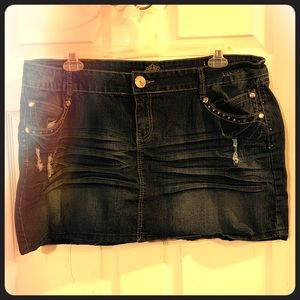 🌻SALE! Pick 3 for $20🌻